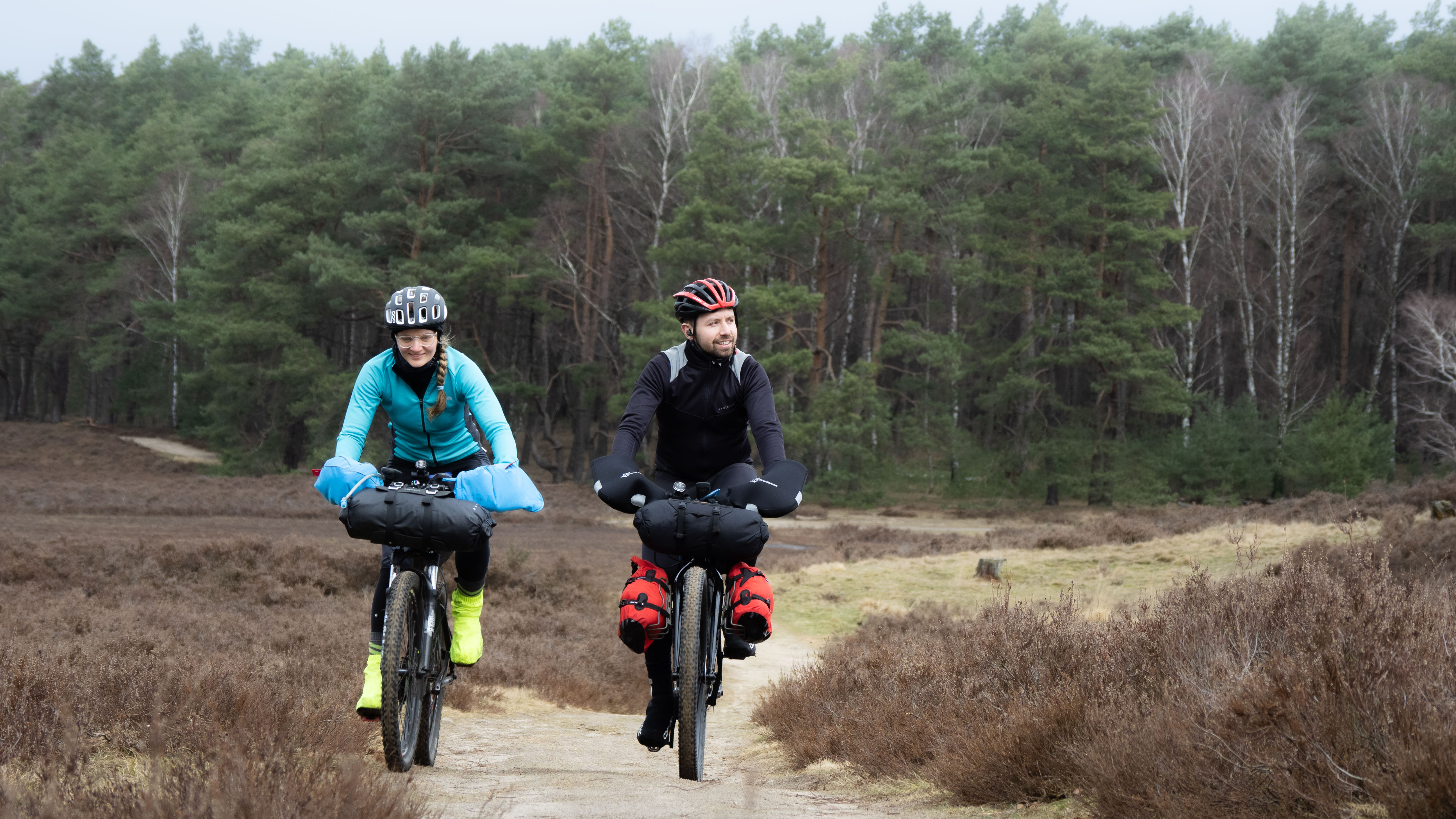 Svenja and Mehmet bikepacking - Photo 5