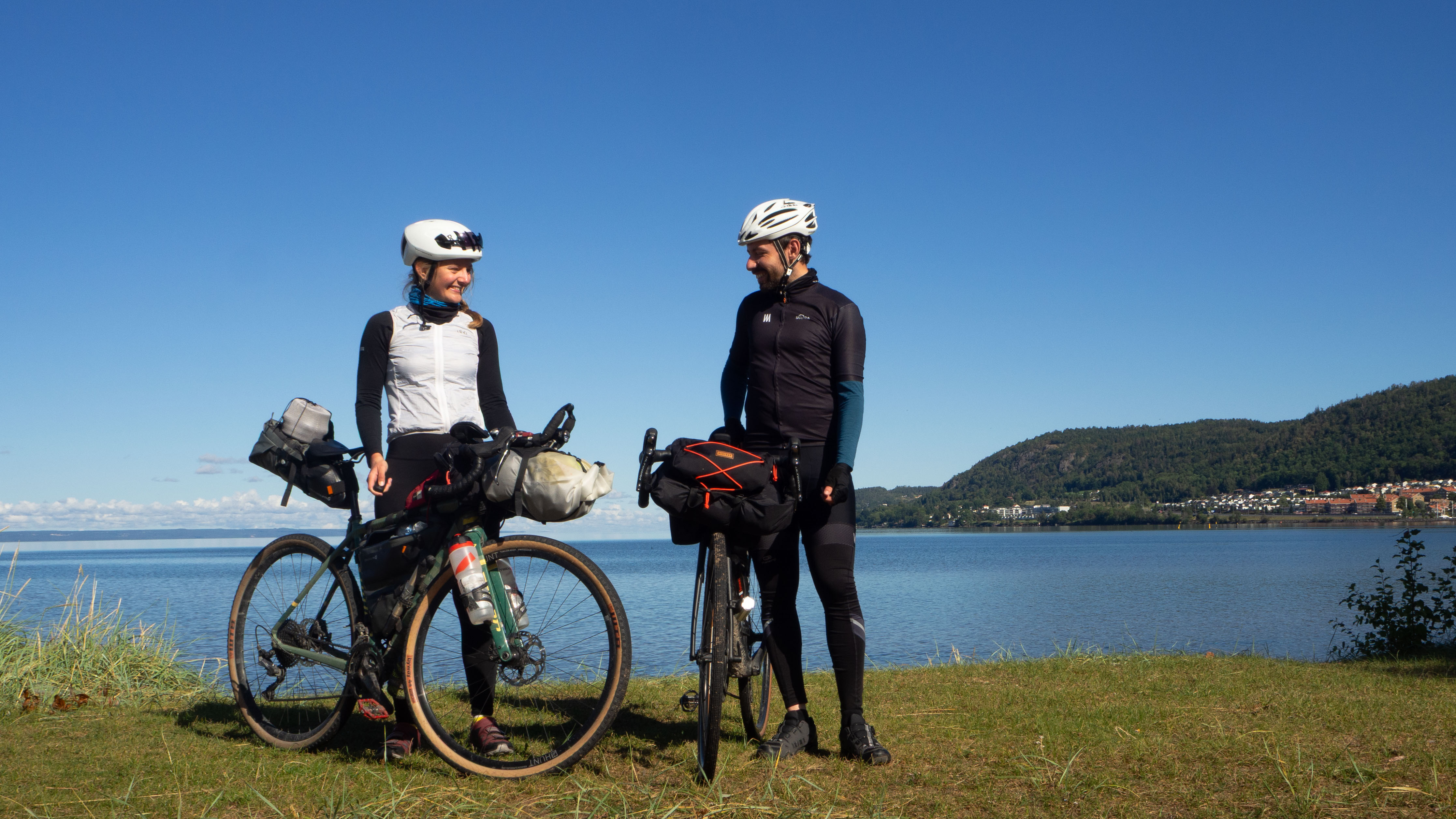 Svenja and Mehmet bikepacking - Photo 2